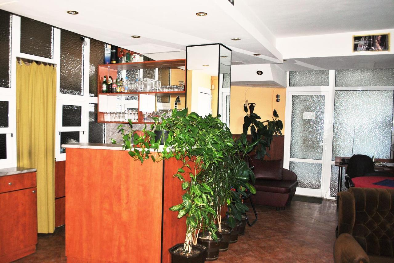 Family Hotel Zora — Photos 2